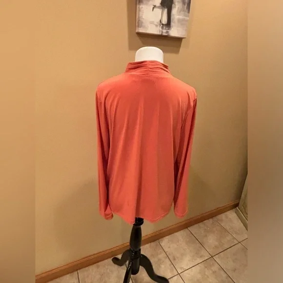 Susan Graver Women’s Blouse with Standup Collar Mock Turtleneck Size Medium - Picture 3 of 4